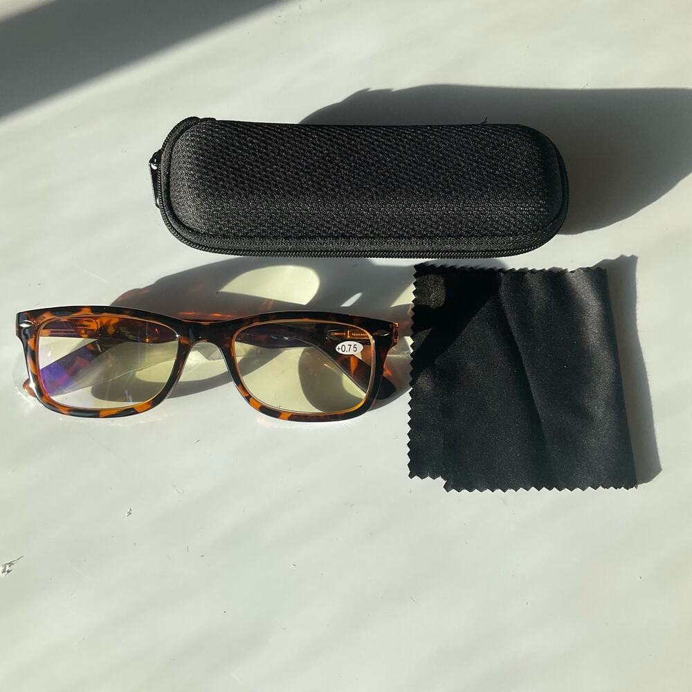 Minimalist Design Rectangle Anti-Blue Light MEN WOMEN Reading Glasses +0.75